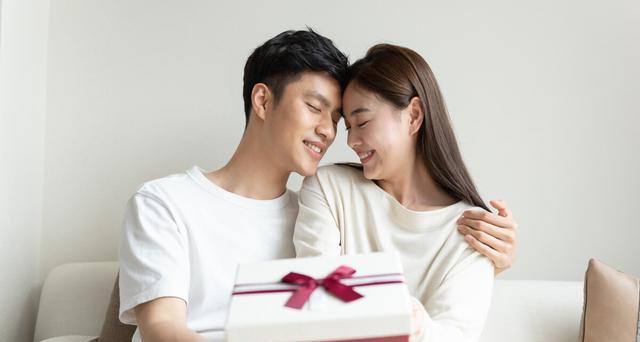 老公要离婚，如何挽回婚姻（从内心深处挽回爱情）-第1张图片-爱昵情感