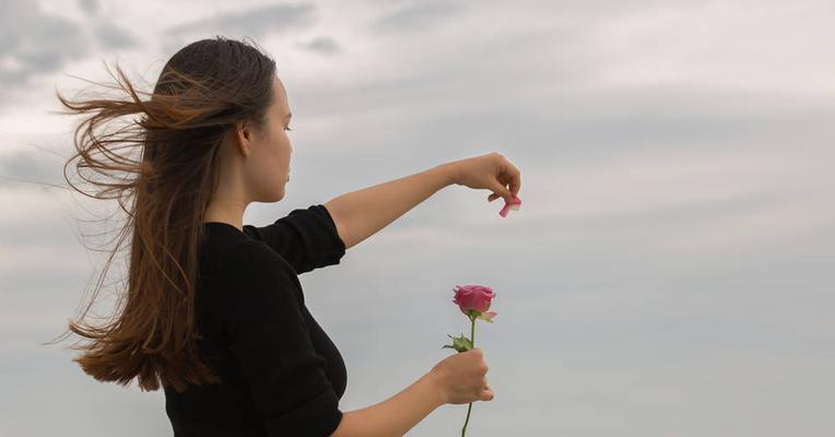 保持婚姻稳定的方法——老婆不离婚的秘诀（如何赢得妻子的信任和爱情）-第1张图片-爱昵情感