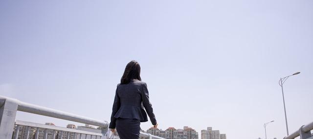 探寻被选为短择主题的女孩背后的秘密（探寻被选为短择主题的女孩背后的秘密）-第1张图片-爱昵情感