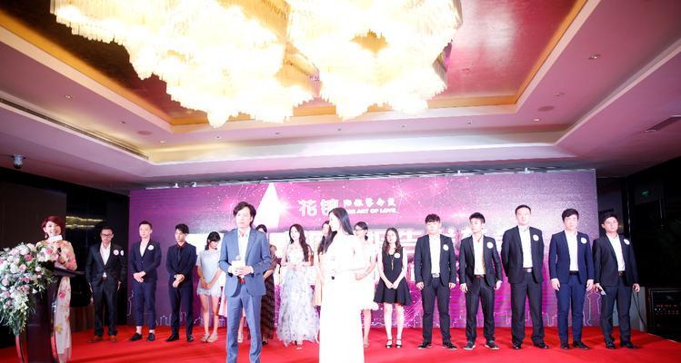 探寻以冷爱花镇的风景（了解这座小镇的历史和魅力）-第1张图片-爱昵情感