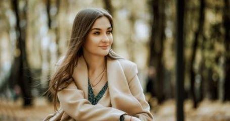 如何用恰当的言语挽回女友的心（15个实用技巧帮你追回失去的爱情）-第1张图片-爱昵情感