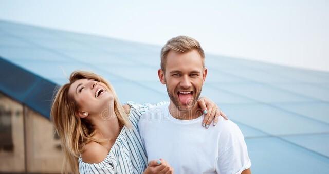 男人出轨选择不离婚，心态揭秘（坚持）-第1张图片-爱昵情感