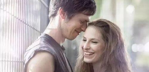 男人为了小三坚决离婚，背后的真相是什么（揭秘男人离婚背后的五大原因）-第1张图片-爱昵情感