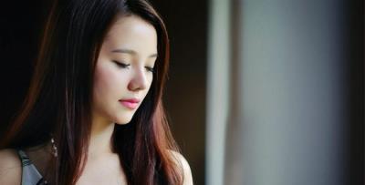 女人外遇的征兆（15个迹象揭示她心中的秘密）-第3张图片-爱昵情感