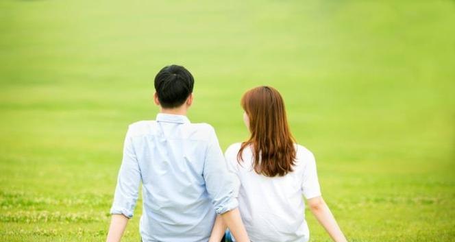 异地恋男友冷淡不理，教你挽回他的心（15个实用方法）-第1张图片-爱昵情感