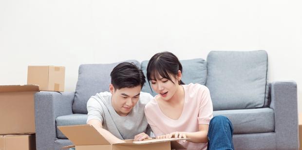婚姻雷区大揭秘（如何避开婚姻的坑洼）-第2张图片-爱昵情感