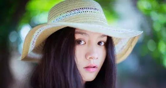 女性体贴的表现方式与技巧（如何体现女性的柔情和温暖）-第1张图片-爱昵情感