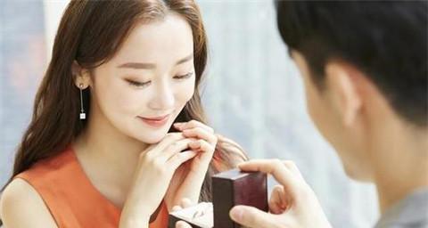 女人的爱情挽回之道（提升自己）-第2张图片-爱昵情感