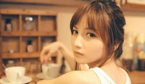 三种恋爱行为，让女人离你越来越远（为什么女人最讨厌这些行为）-第2张图片-爱昵情感