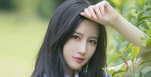 如何判断女生是否喜欢你（揭秘女生喜欢你的15个明显表现）-第2张图片-爱昵情感