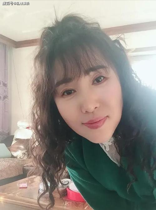 五十岁女人挽回之道，让爱重新燃起（五十岁女人挽回之道）-第3张图片-爱昵情感