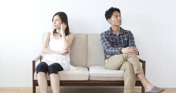 爱人莫名地想分手的心理是什么？如何应对和解决？-第1张图片-爱昵情感