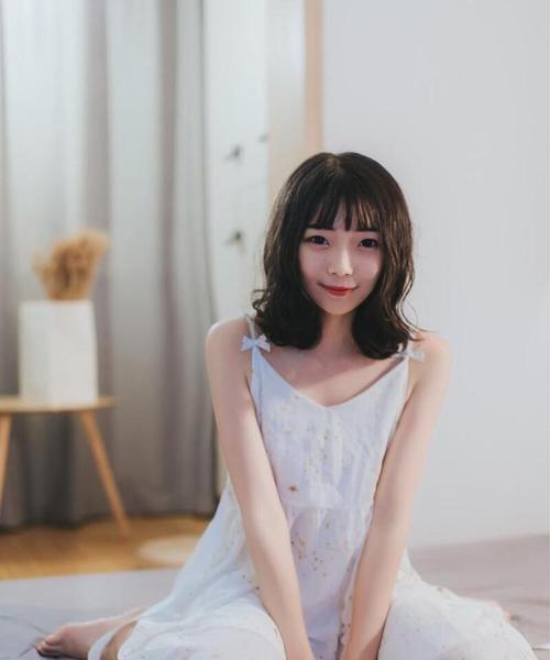爱上已婚女人怎么办？如何处理这种复杂情感问题？-第2张图片-爱昵情感