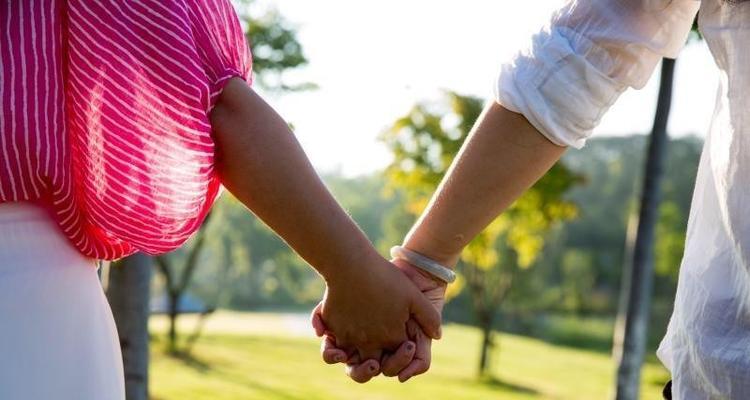 表白被拒后如何处理？他有喜欢的人怎么办？-第1张图片-爱昵情感