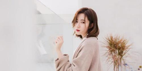 如何处理女朋友过于粘人的情况？解决方法是什么？-第2张图片-爱昵情感