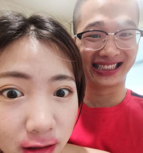 沉迷网恋无法自拔我该怎么办？如何摆脱网络恋情的困扰？-第1张图片-爱昵情感