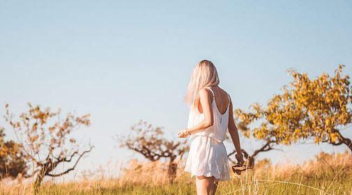如何挽回前女友？三招教你有效挽回冲动分手的女友？-第1张图片-爱昵情感