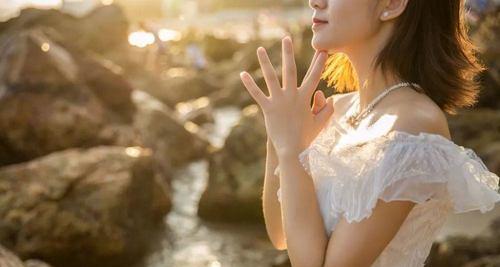 分手后如何正确调整心态以挽回爱情？-第2张图片-爱昵情感