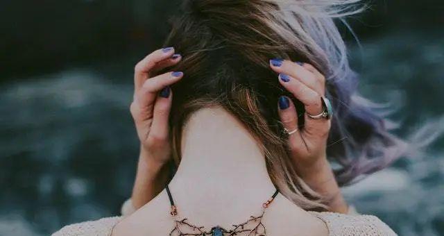 为什么对女朋友不好会导致被劈腿？如何挽回感情？-第3张图片-爱昵情感
