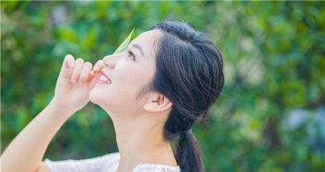 发现第三者时如何正确处理？避免哪些常见错误？-第1张图片-爱昵情感