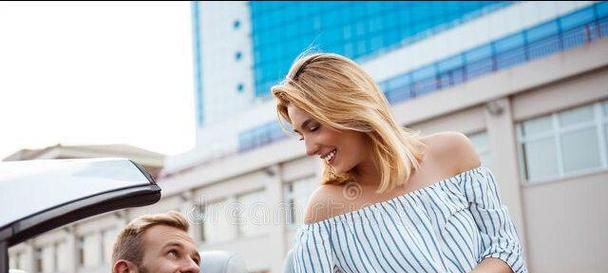 发现男友已婚我该继续吗？如何处理这种情感困境？-第1张图片-爱昵情感