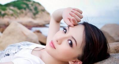 分手后女方仍保持暧昧是不喜欢我了吗？如何解读她的行为？-第1张图片-爱昵情感