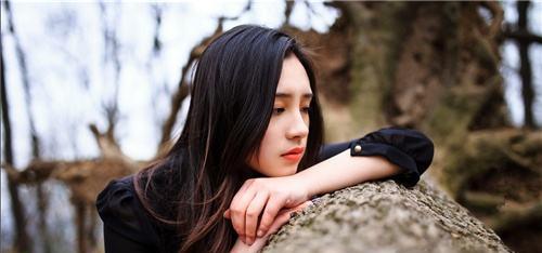 分手后挽回女友的最佳策略是什么？如何正确地挽回她的心？-第1张图片-爱昵情感