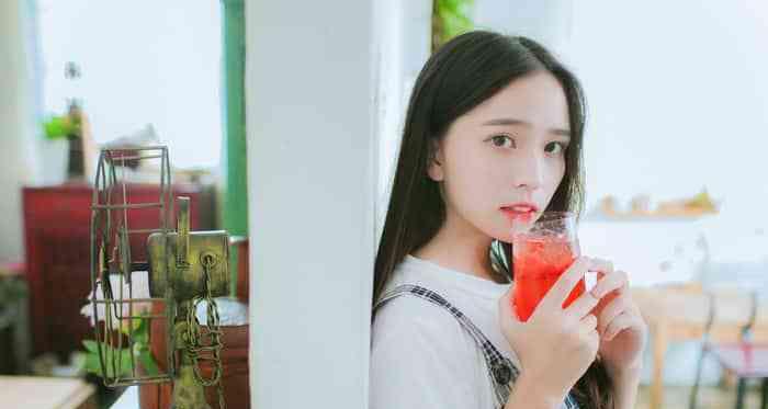 女友和别人聊天暧昧我接受不了怎么办？如何处理这种情况？-第3张图片-爱昵情感