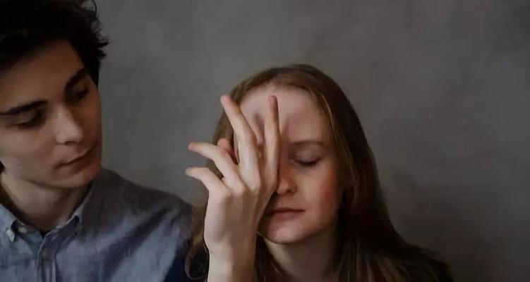 分手后挽回女友的正确方法是什么？-第1张图片-爱昵情感