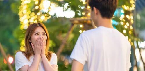 女友说没有安全感怎么办？如何通过沟通和行动增强她的安全感？-第3张图片-爱昵情感
