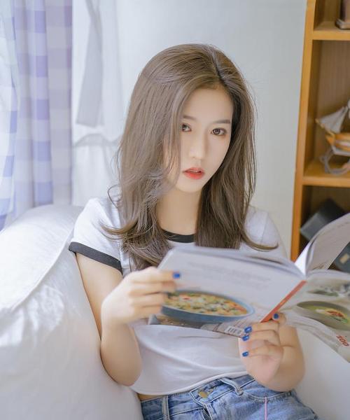 女友不回消息怎么办？如何处理恋爱中的猜疑心理？-第1张图片-爱昵情感