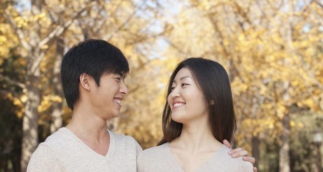 如何应对女友的暧昧关系？发现女友有其他暧昧对象怎么办？-第3张图片-爱昵情感