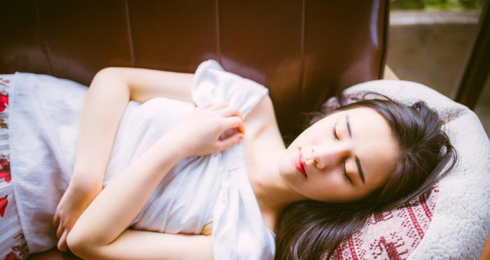 觉得谈恋爱很无聊不想谈了怎么办？如何找回恋爱的激情？-第1张图片-爱昵情感