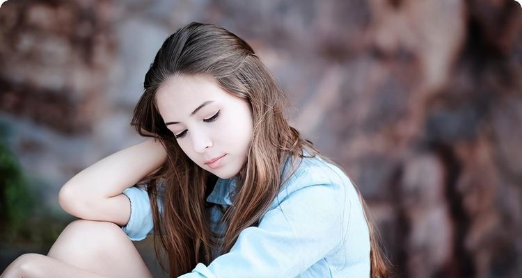 如何挽回绝情女人分手后的前女友？挽回绝情女人有哪些绝招？-第1张图片-爱昵情感