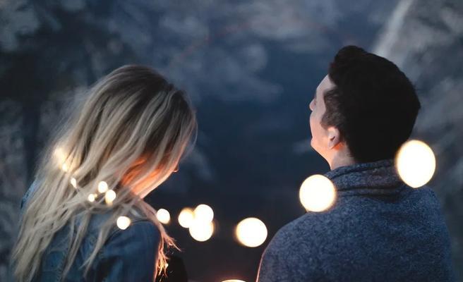 老公出轨了想离婚怎么办？如何处理婚姻危机？-第1张图片-爱昵情感