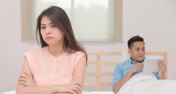 面对老公出轨你该怎么办？如何处理婚姻危机？-第2张图片-爱昵情感