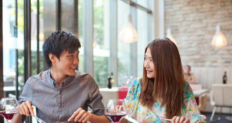 如何挽回一个绝情提出分手的男友？挽回绝情男友的有效攻略是什么？-第2张图片-爱昵情感