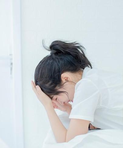 如何应对男友的过度敏感和缺乏安全感？-第3张图片-爱昵情感