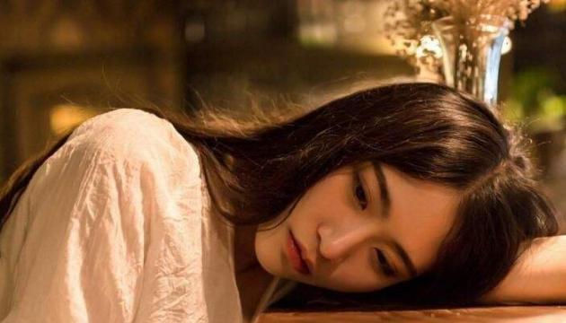 为什么男友因为现实问题选择分手？如何应对分手后的心理调整？-第2张图片-爱昵情感