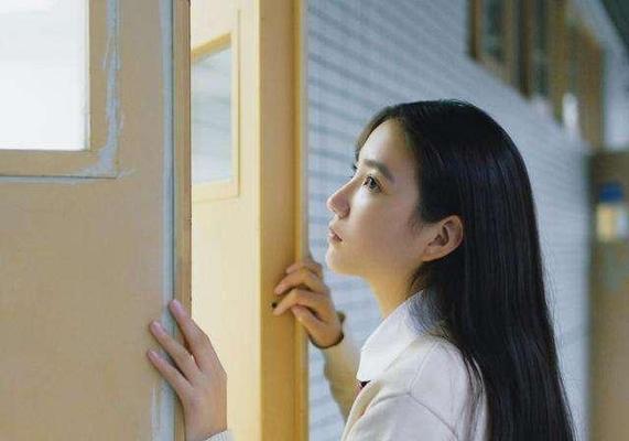 男友逃避结婚态度不明确怎么办？如何处理这种关系困境？-第3张图片-爱昵情感