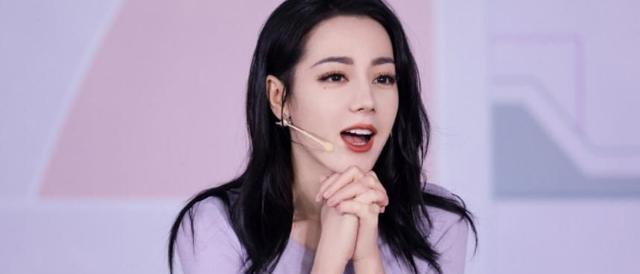 迪丽热巴男朋友真的存在吗？揭秘娱乐圈绯闻真相！-第3张图片-爱昵情感