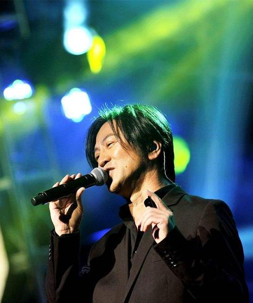 爱与生的苦恼赏析？苏朵单曲《爱有多久》背后的故事是什么？-第3张图片-爱昵情感