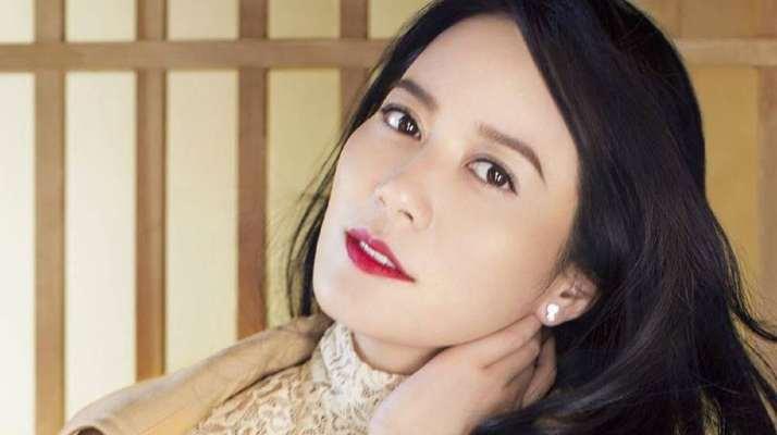 大龄单身女性的婚恋选择：将就还是讲究？如何做出明智决定？-第1张图片-爱昵情感