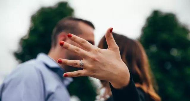 分手断联后男人的心态是怎样的？如何应对？-第2张图片-爱昵情感