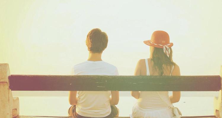 分手后放不下怎么挽回前男友？有效策略有哪些？-第1张图片-爱昵情感