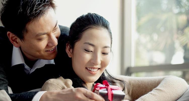 分手后女人如何能挽回男人的感情？有效策略有哪些？-第3张图片-爱昵情感
