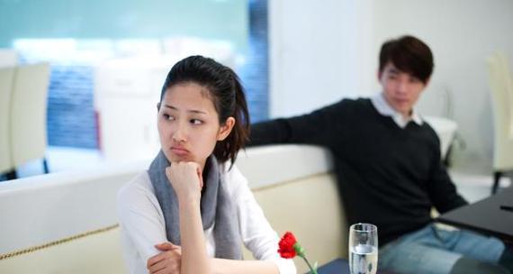 分手后怎么挽回对方？有效策略和常见错误有哪些？-第2张图片-爱昵情感