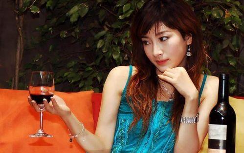 被爱伤过的女人会变得随便吗？如何走出情感伤害的阴影？-第2张图片-爱昵情感