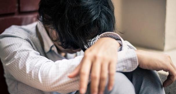 男人精神出轨的这些表现你都了解吗？如何识别和应对？-第2张图片-爱昵情感