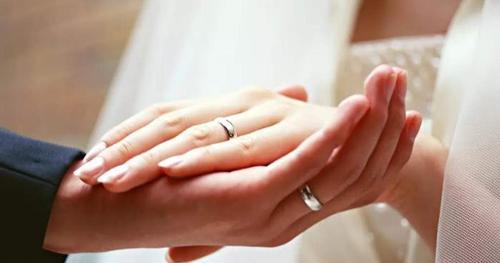 夫妻信任危机如何解决？增强信任感的有效方法是什么？-第2张图片-爱昵情感